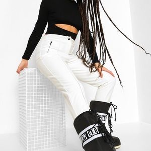 White Ski Pants / Snow Pants Size 4 WOMEN